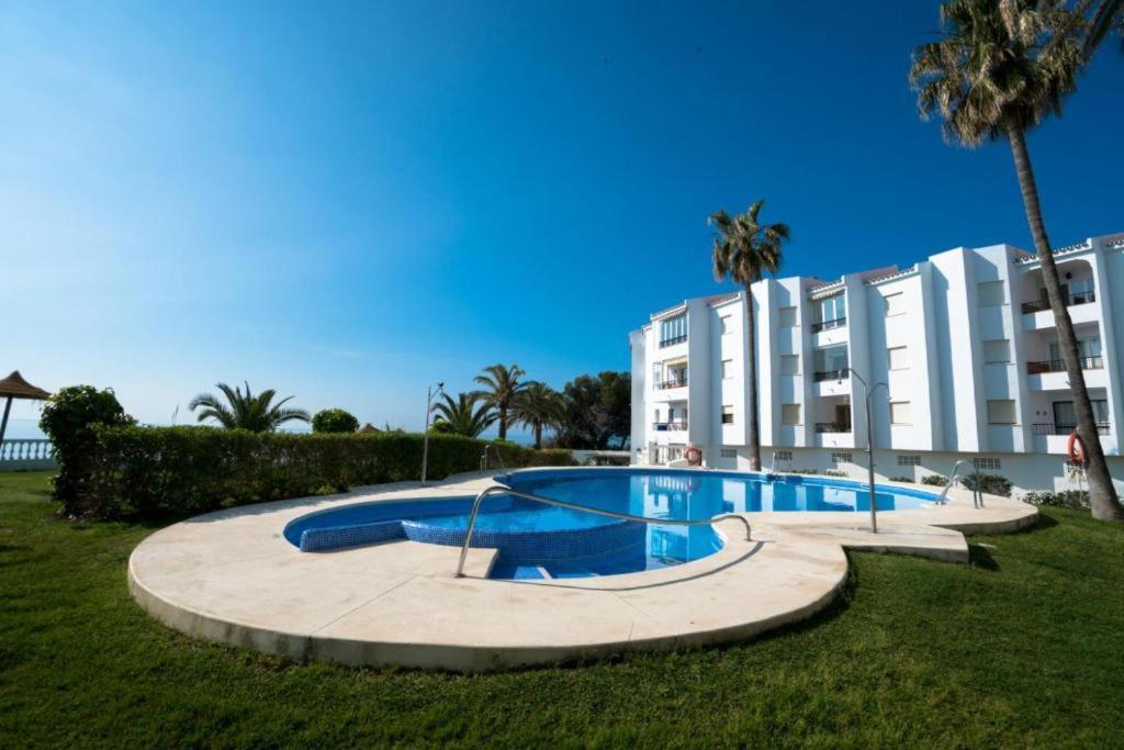 Palmeras 9 Menyber Nerja Exterior photo